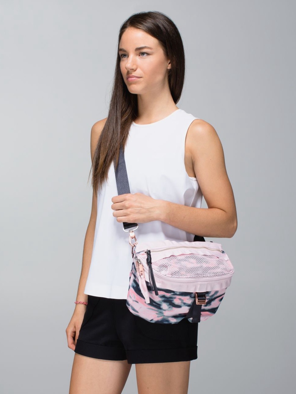 LULULEMON | Go Lightly Bag in Wamo Camo
